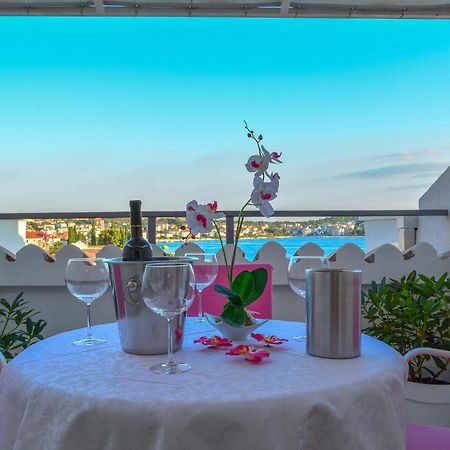 Luxury Apartments Villa Tea Трогир Экстерьер фото