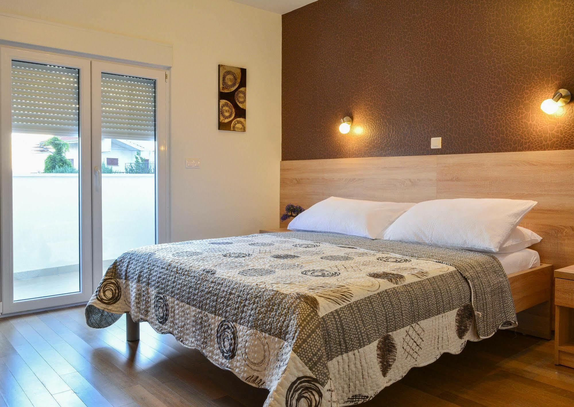 Luxury Apartments Villa Tea Трогир Экстерьер фото