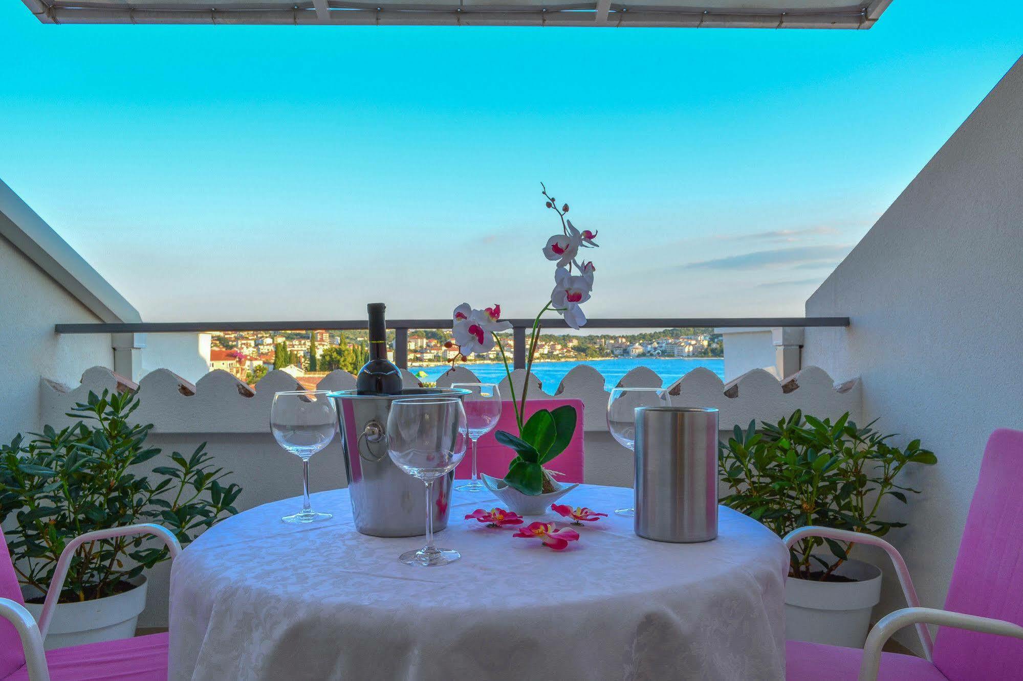 Luxury Apartments Villa Tea Трогир Экстерьер фото