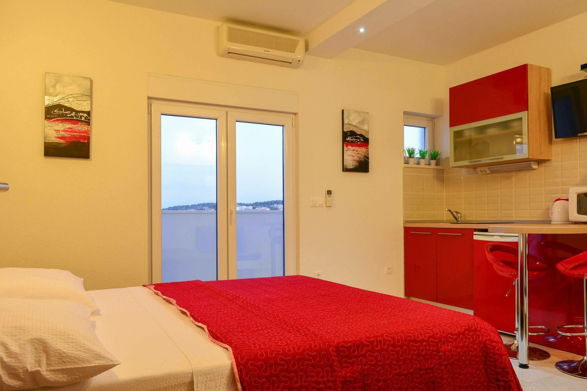 Luxury Apartments Villa Tea Трогир Экстерьер фото
